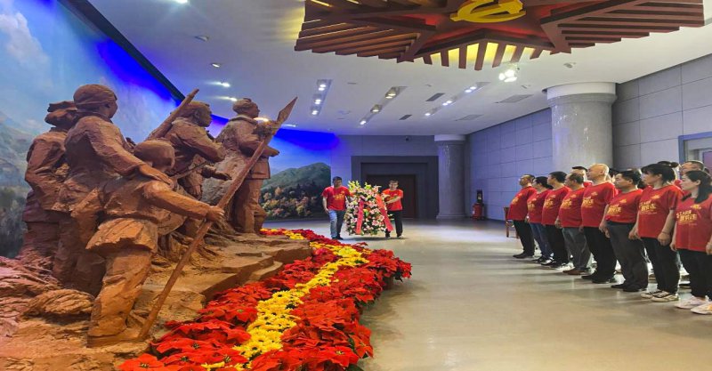 寧鋼黨委開展“重溫黨章黨史，踐行初心使命”主題黨日活動