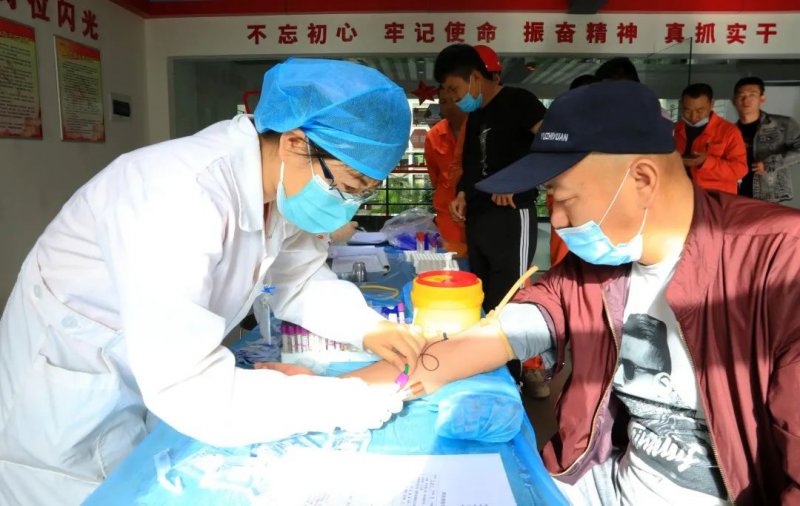 寧夏鋼鐵集團(tuán)開展“關(guān)愛員工，關(guān)注健康”職工健康體檢活動(dòng)